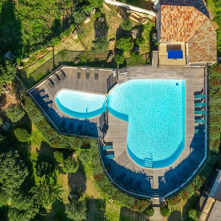 Santa Giulia Park アパート