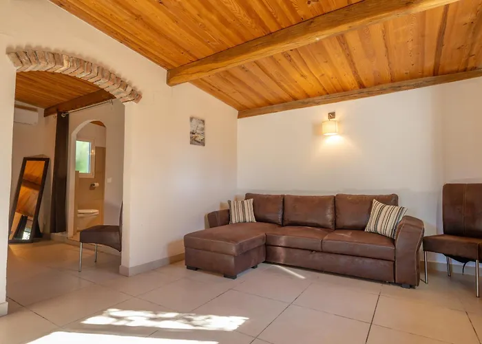 Santa Giulia Park * 维琪奥港